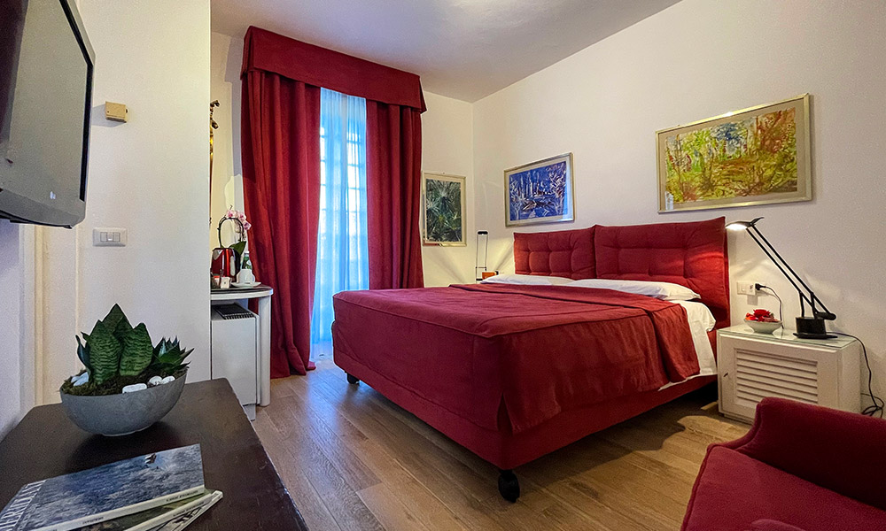 B&B Giada Arluno Milano, camera Rubino con letto comfort